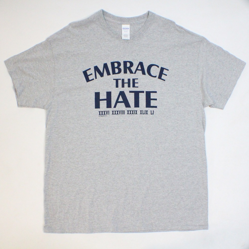 Gildan Mens "Embrace The Hate" New England Patriots Superbowl XL Heavy Cotton